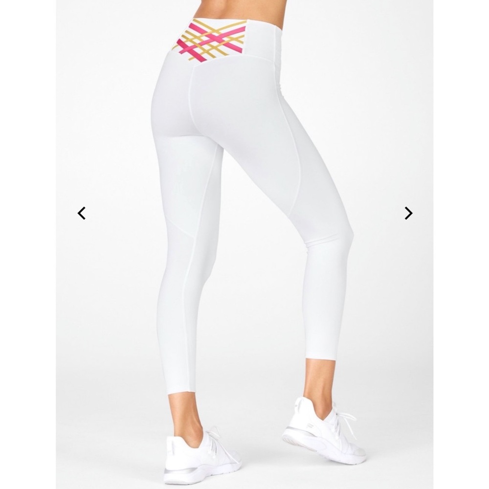 NWOT The Boost II High-Waisted Strappy 7/8